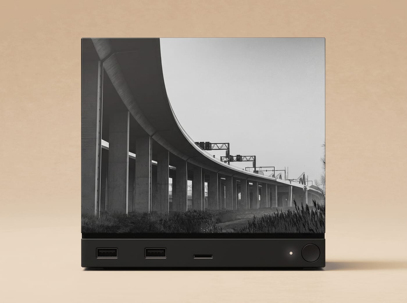 Roskambrug faceplate mounted on a Steam Machine